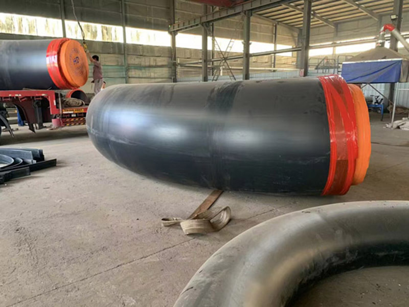 Steel insulated elbow